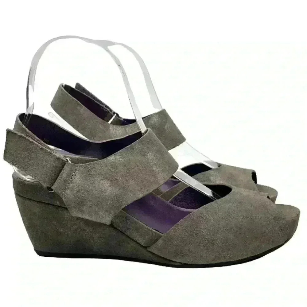 VanEli womens heels size 7 gray suede sticky strap wedges Coastalgranny